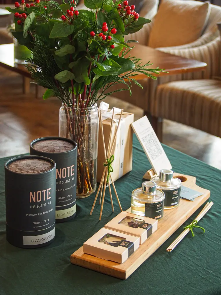 OLYMPUS DIGITAL CAMERA - NOTE - The Scent Lab - sản phẩm mùi hương từ NOTE - The Scent Lab