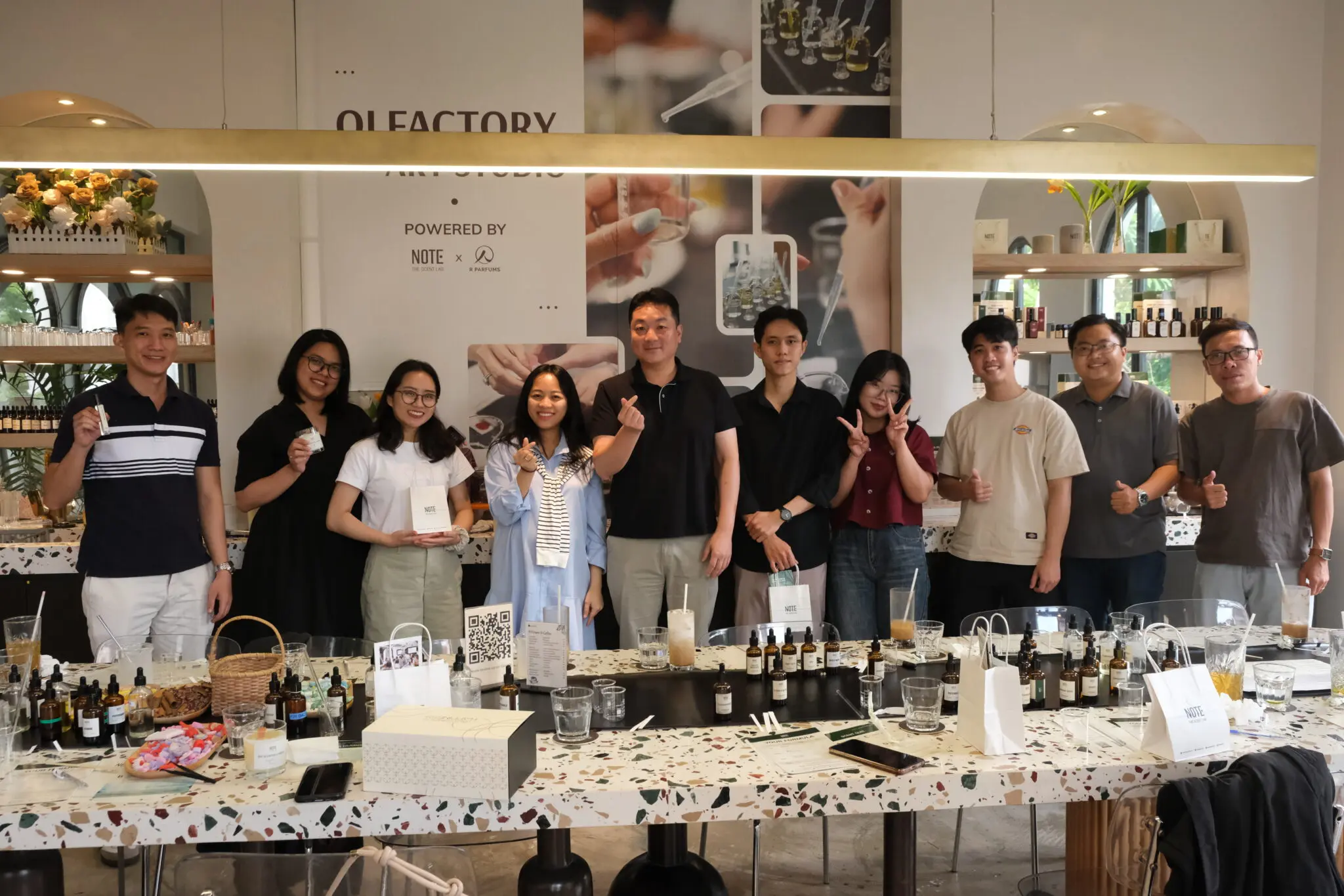 NOTE vinh dự đồng hành cùng Hite Jinro - NOTE - The Scent Lab Workshop nước hoa, trải nghiệm khách hàng, xây dựng thương hiệu, cảm hứng sáng tạo - sản phẩm mùi hương từ NOTE - The Scent Lab