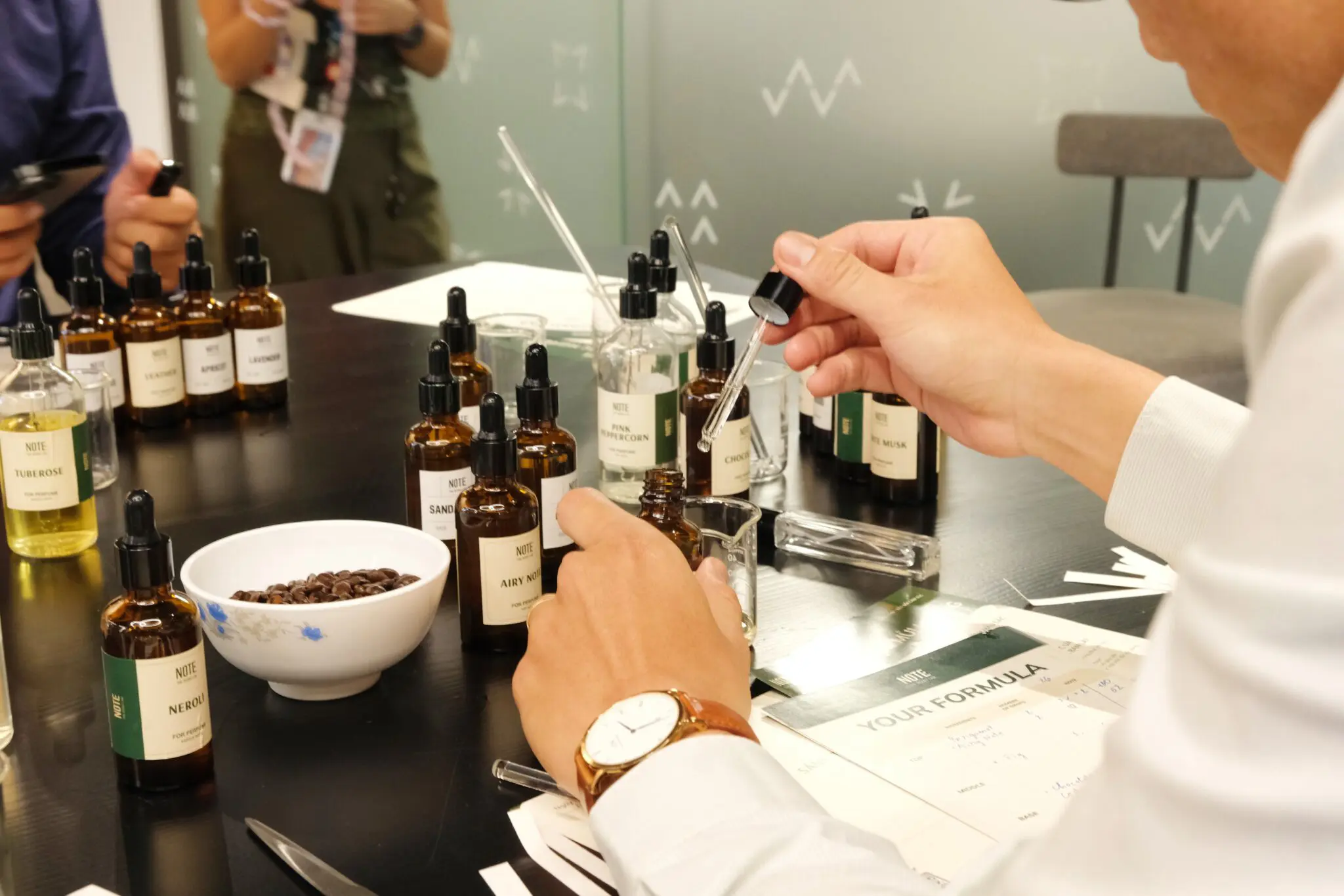 NOTE - giải pháp sáng tạo cho doanh nghiệp - NOTE - The Scent Lab Workshop nước hoa, trải nghiệm khách hàng, xây dựng thương hiệu, cảm hứng sáng tạo - sản phẩm mùi hương từ NOTE - The Scent Lab