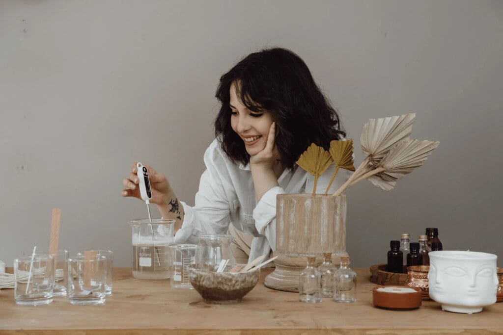 Chuẩn bị các dụng cụ khác để làm nến thơm