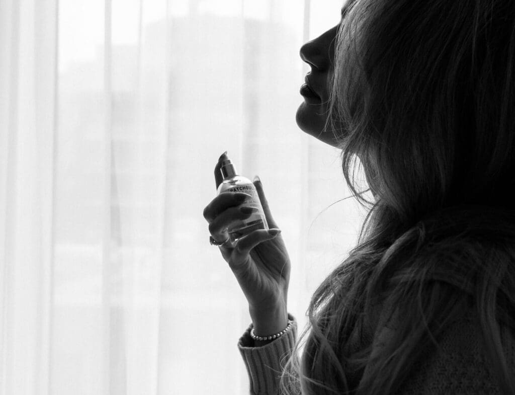 độ lưu hương nươc shoa giảm