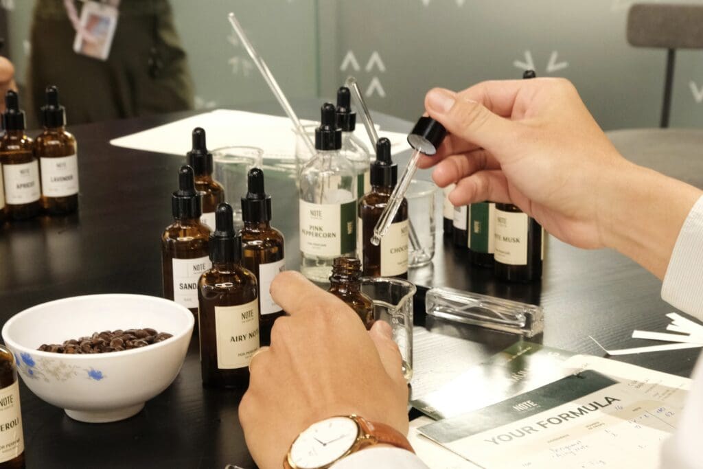DIY perfumes workshop - NOTE The Scent Lab